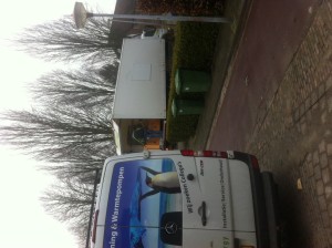 Daar komt haar hoog laag bed...