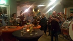 En natuurlijk muziek! Met speciaal het laatste nummer voor Guusje. Wat was ze trots!