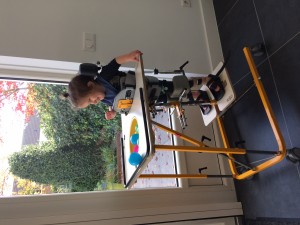 Hard oefenen in de staantafel